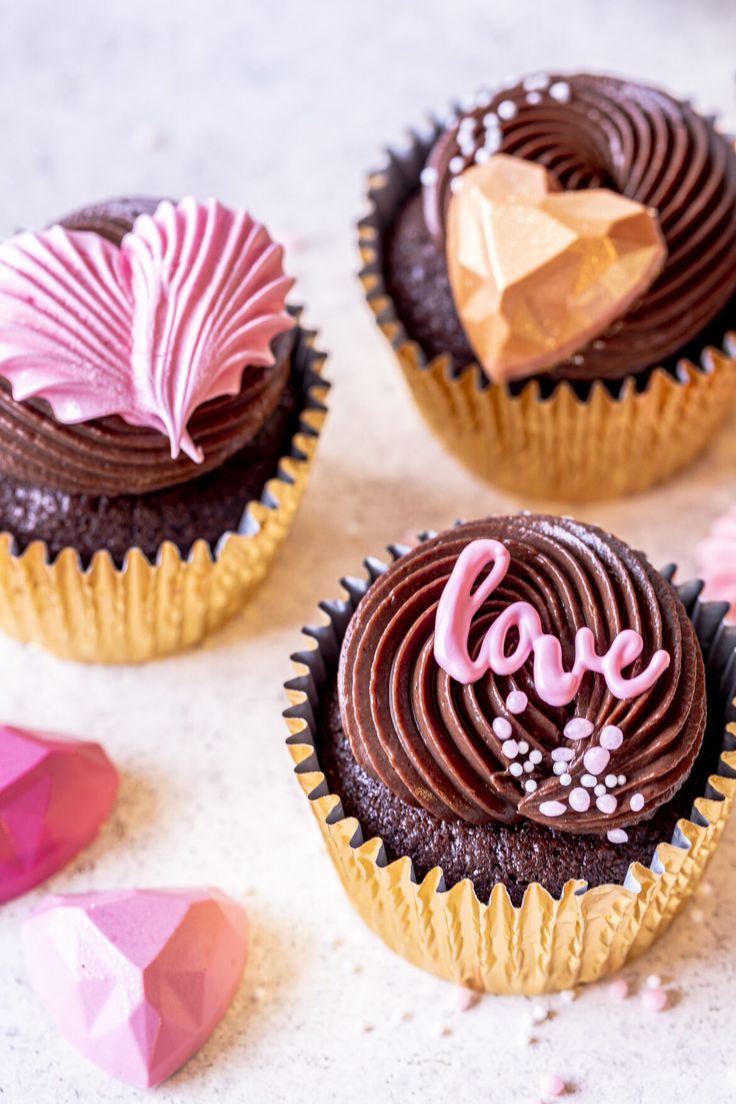 Valentine's day cupcakes