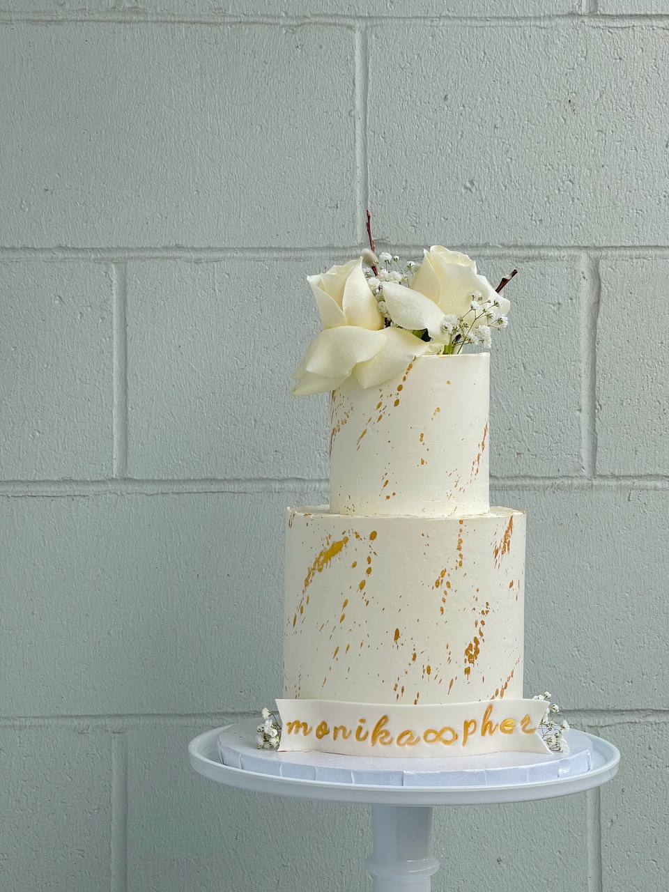 Classy anniversary cake
