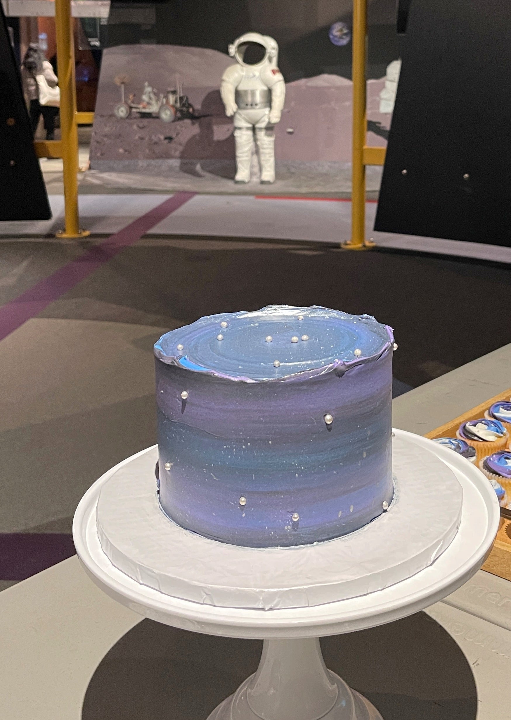 Space Solar System Cake — New Cakes