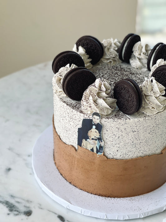 oreo custom cake