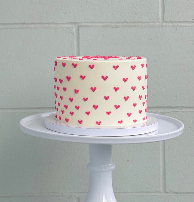 Vintage Lambeth Heart Cake 💗 | create-a-cake