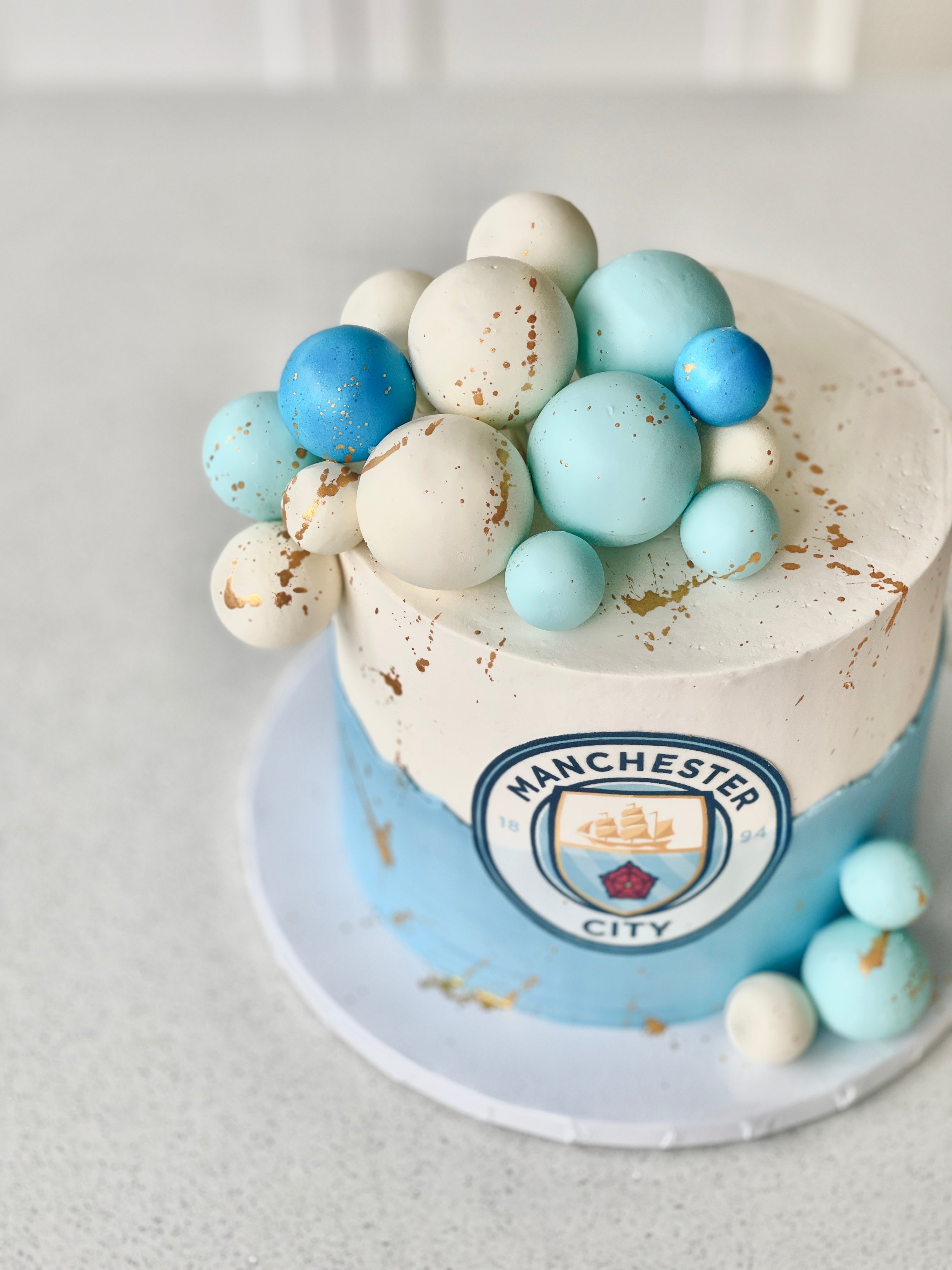 Order Manchester City Cake Online, Price Rs.999 | FlowerAura